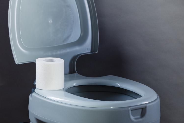 Keeping your portable toilet smelling fresh – even in extreme heat